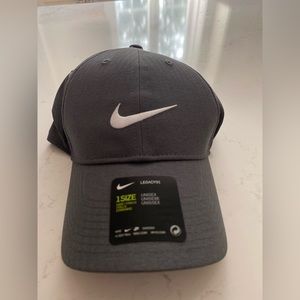 Nike Legacy91 Tech Golf Hat - Unisex - Dark Grey